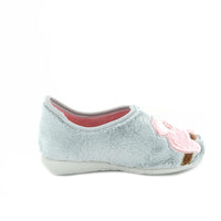 Chaussons, Gris