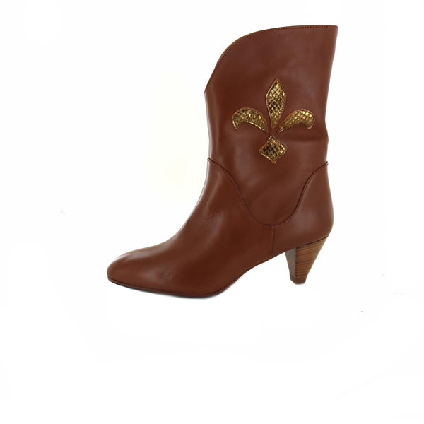 Booties, Cognac