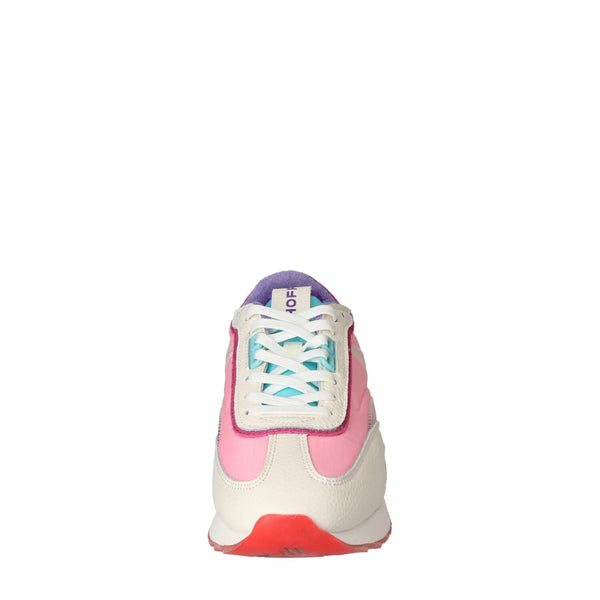 Sneakers, Roze