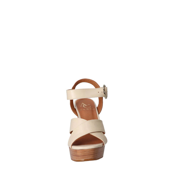 Sandalen, Lichtbeige