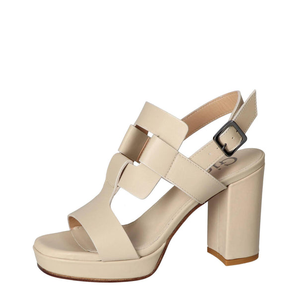 Sandales, beige clair