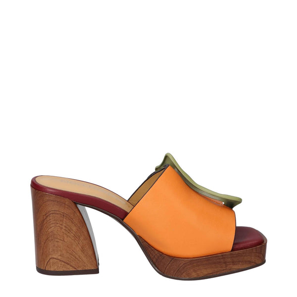 Mules, Orange