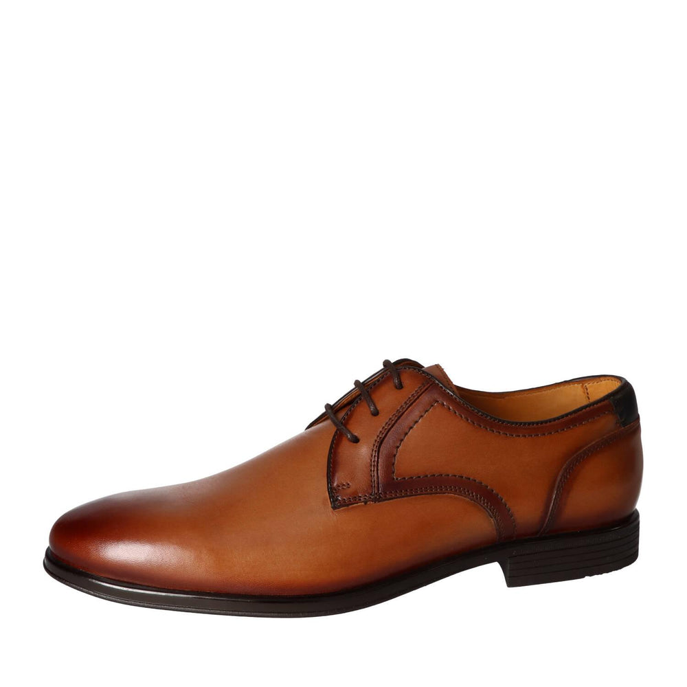 Veterschoenen, Cognac