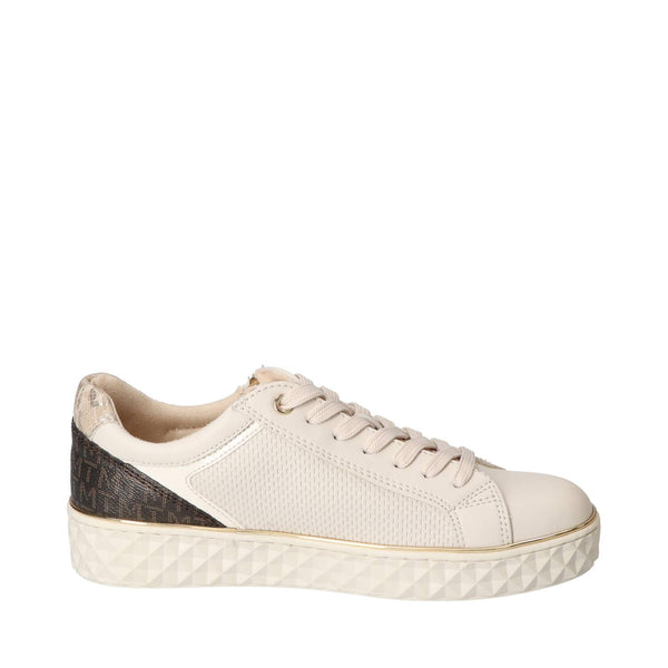 Baskets, beige clair