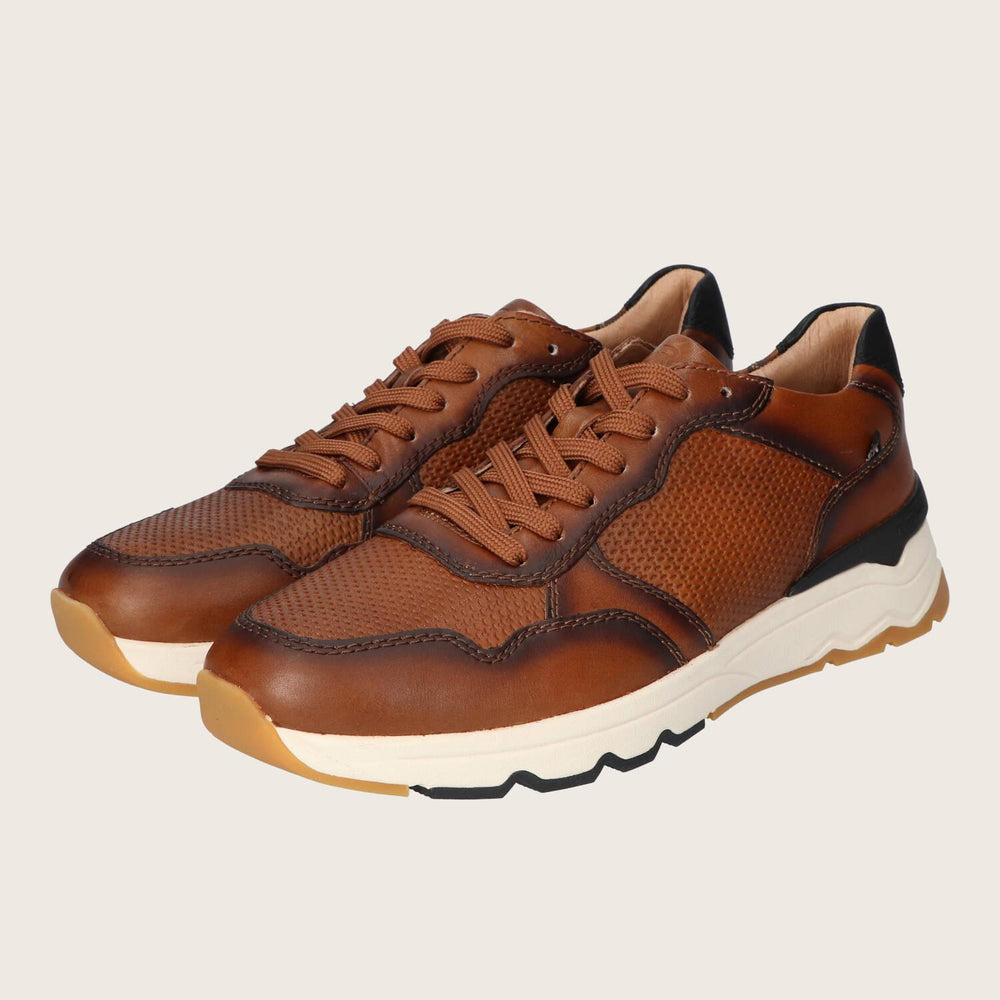 Sneakers, Cognac