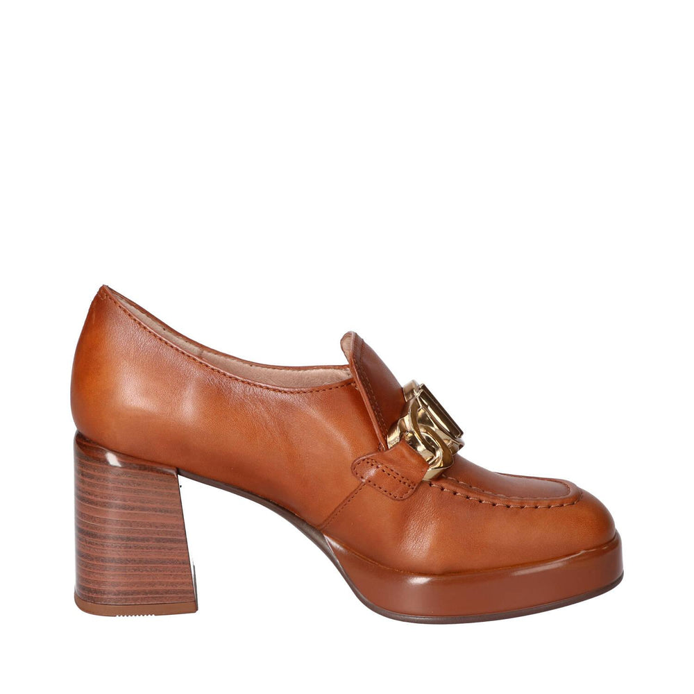 Cognac outlet pumps leer