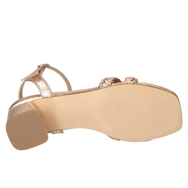 Sandalen, Goud