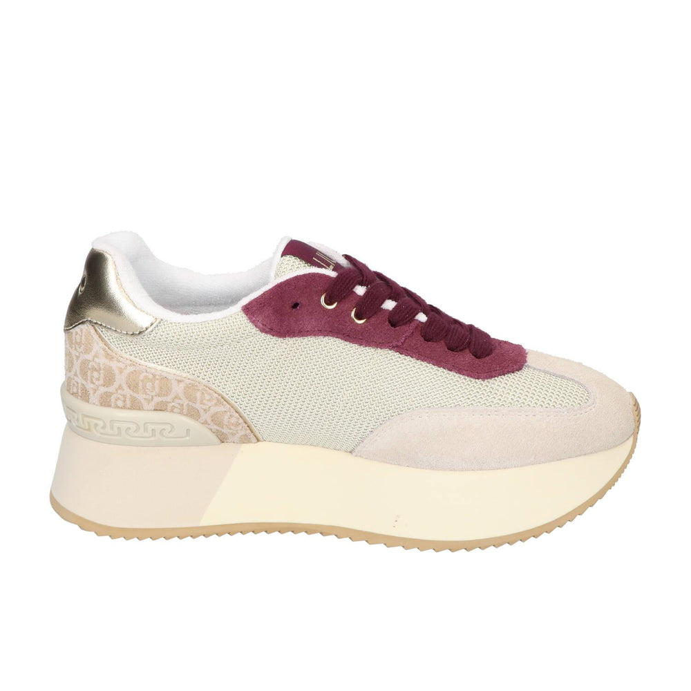 Baskets, beige clair