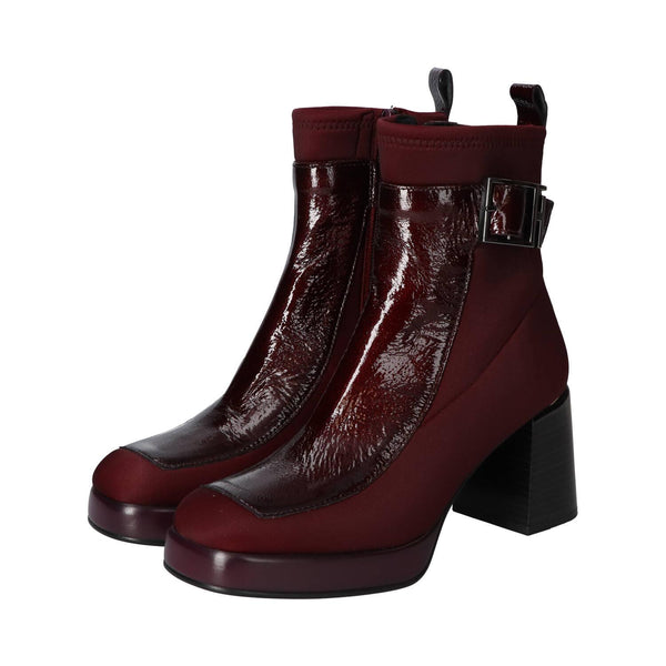 Booties, Bordeaux