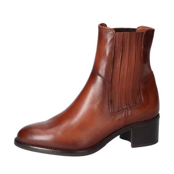 Booties, Cognac