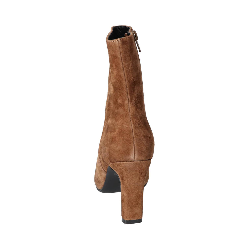 Booties, Cognac