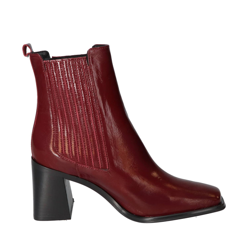 Booties, Bordeaux