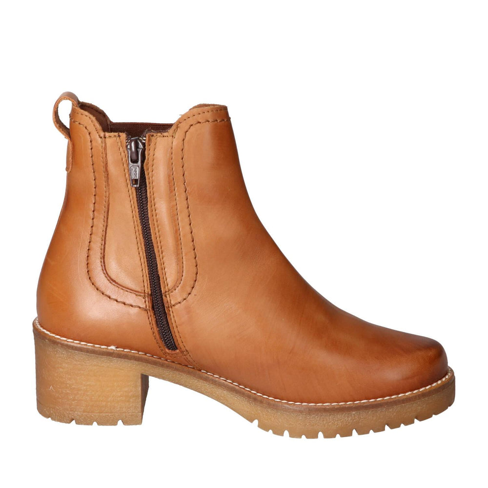 Booties, Cognac