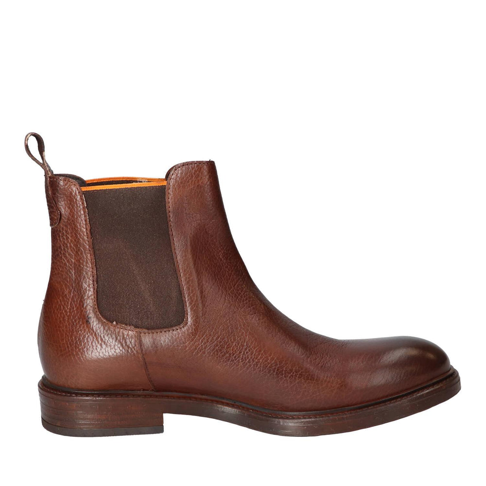 Boots, Cognac