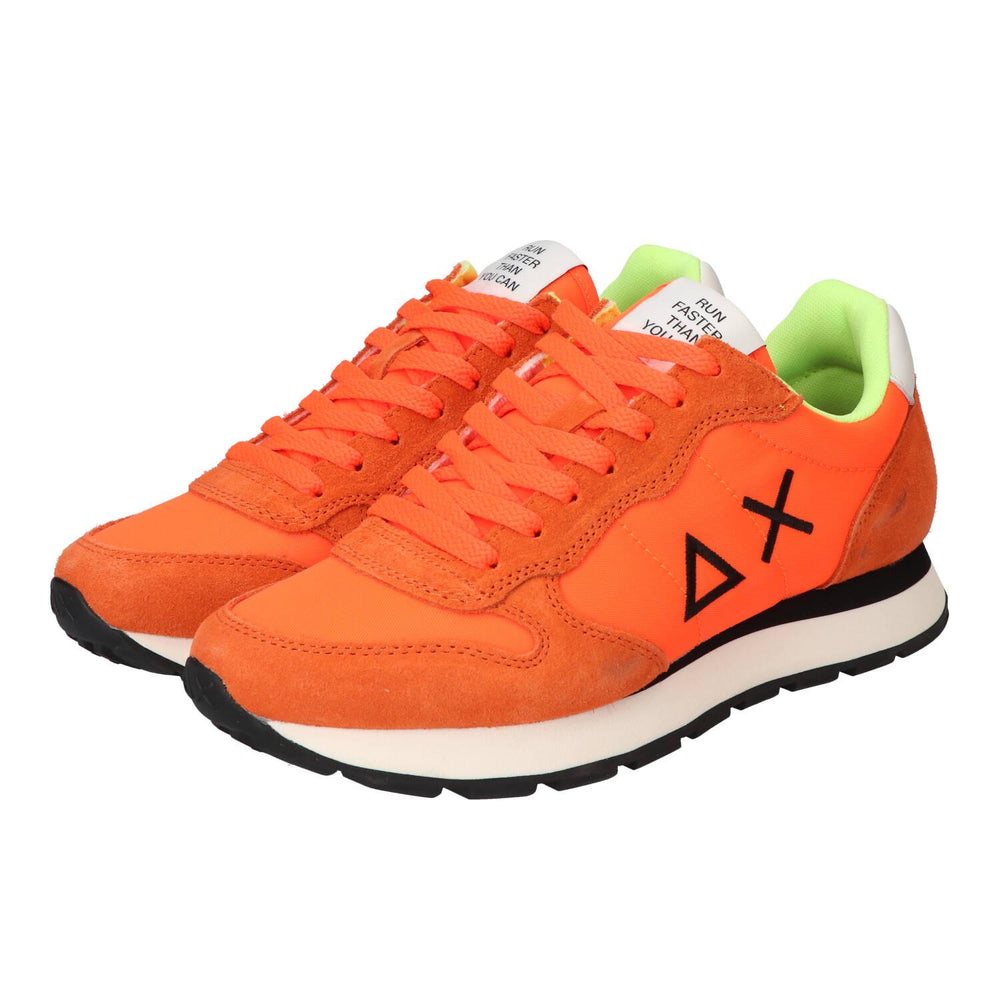 Sneakers, Oranje