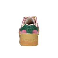 Sneakers, Roze