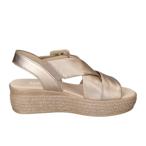 Sandalen, Goud