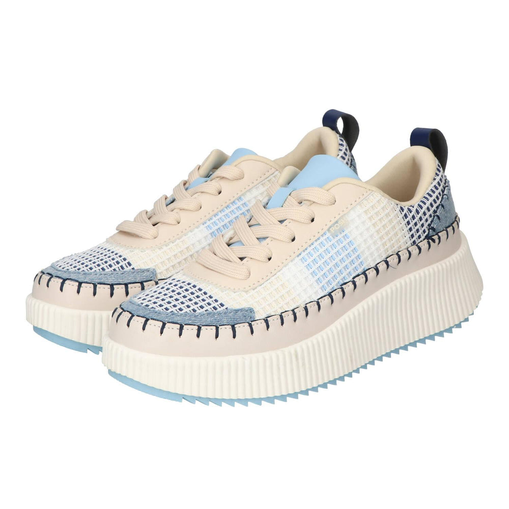 Baskets, bleu clair